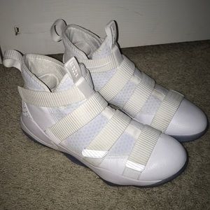 lebron soldier 11 triple white